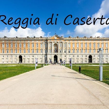 Ab House Caserta - Reggia Di Caserta E Stazione Fs A Cinque Minuti In Auto Экстерьер фото